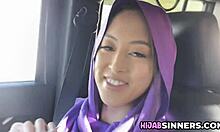 Муслиманска тинејџерка са грудима је ухваћена за хардкор секс на псећи начин
